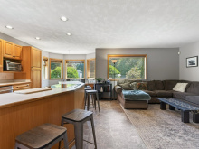 869 Nicholls Rd, Campbell River