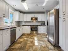 BCO-502BirchStS_CampbellRiver  kitchen