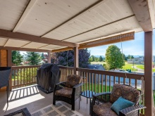 BCO-502BirchStS_CampbellRiver covered deck