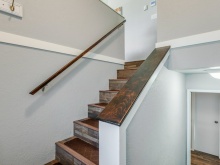 BCO-502BirchStS_CampbellRiver entry stairs