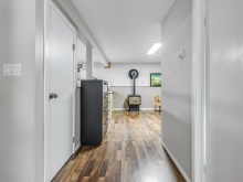 BCO-502BirchStS_CampbellRiver downstairs hallway