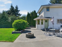 869 Nicholls Rd, Campbell River