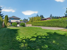 869 Nicholls Rd, Campbell River