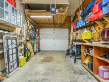 BCO-502BirchStS_CampbellRiver garage inside
