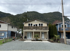 248 Alpine View Rd Tahsis