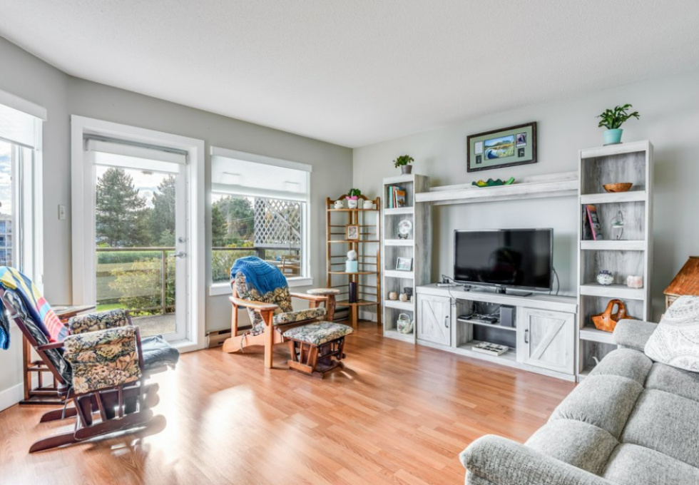 #1204 27 Island Hwy S, Campbell River