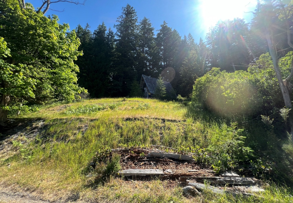 BCO-LotsA&BGraniteBay-QuadraIsland