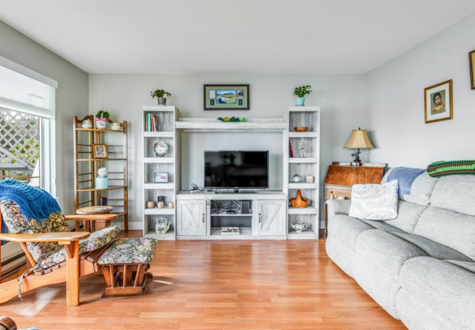 #1204 27 Island Hwy S, Campbell River