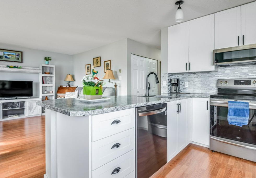 #1204 27 Island Hwy S, Campbell River