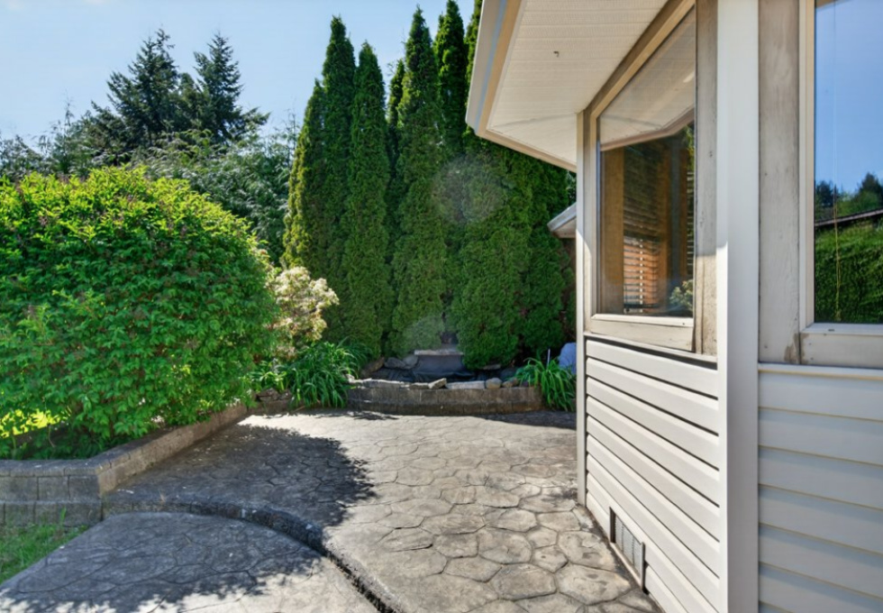 869 Nicholls Rd, Campbell River