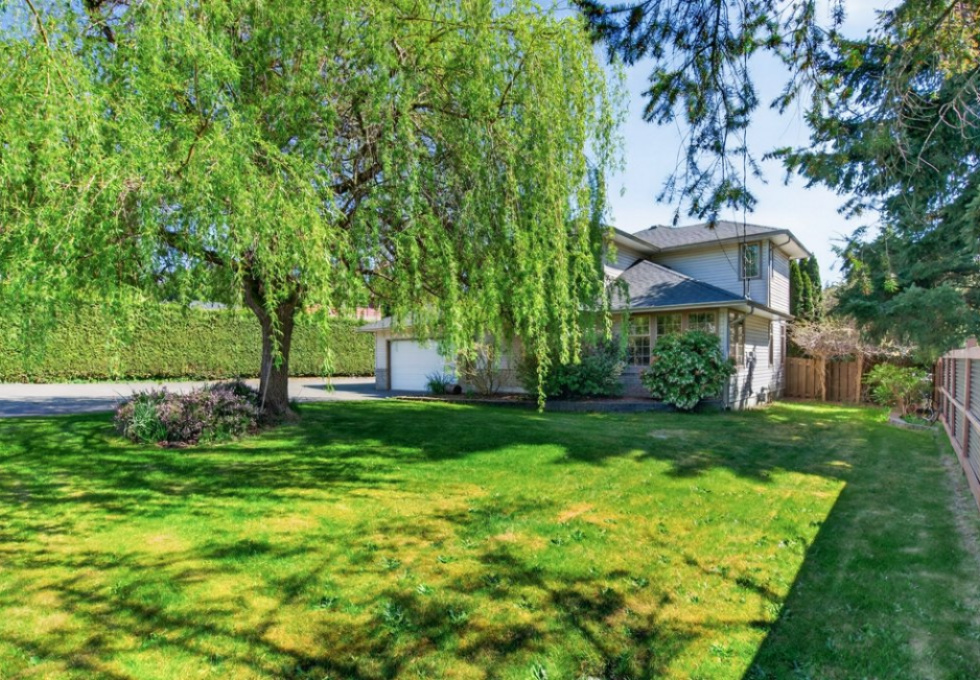 869 Nicholls Rd, Campbell River