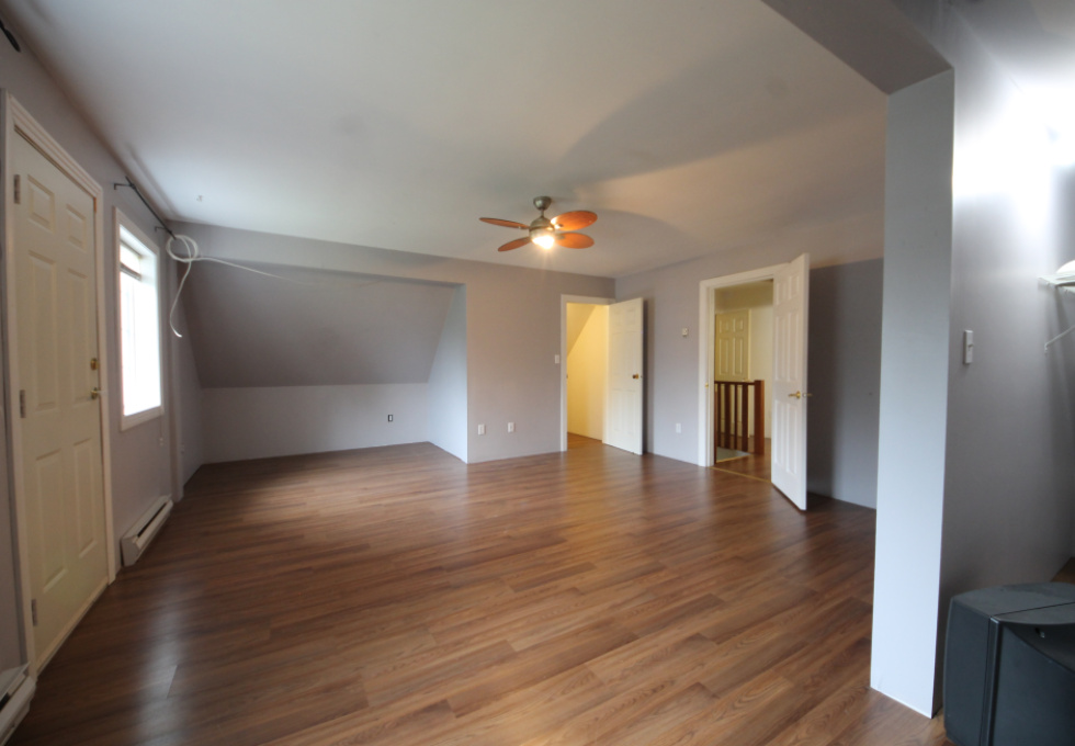 406 Ferris Rd Zeballos