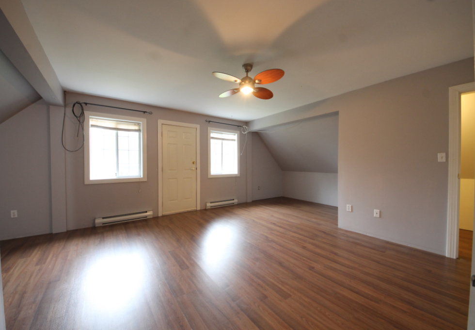 406 Ferris Rd Zeballos