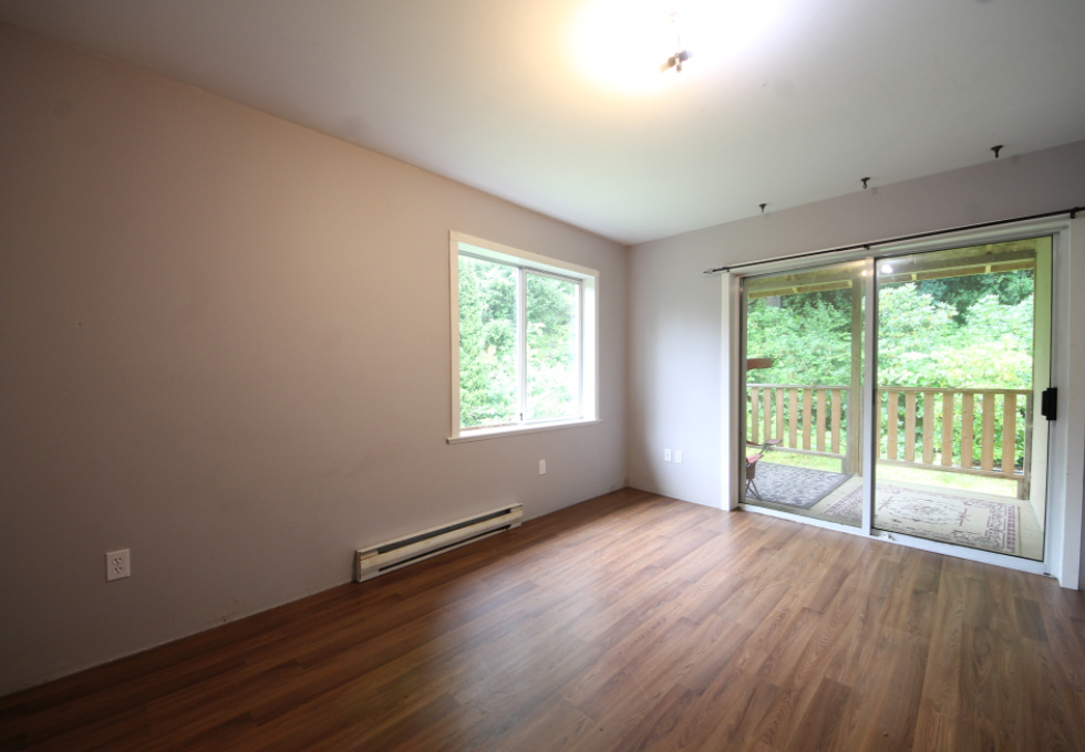 406 Ferris Rd Zeballos