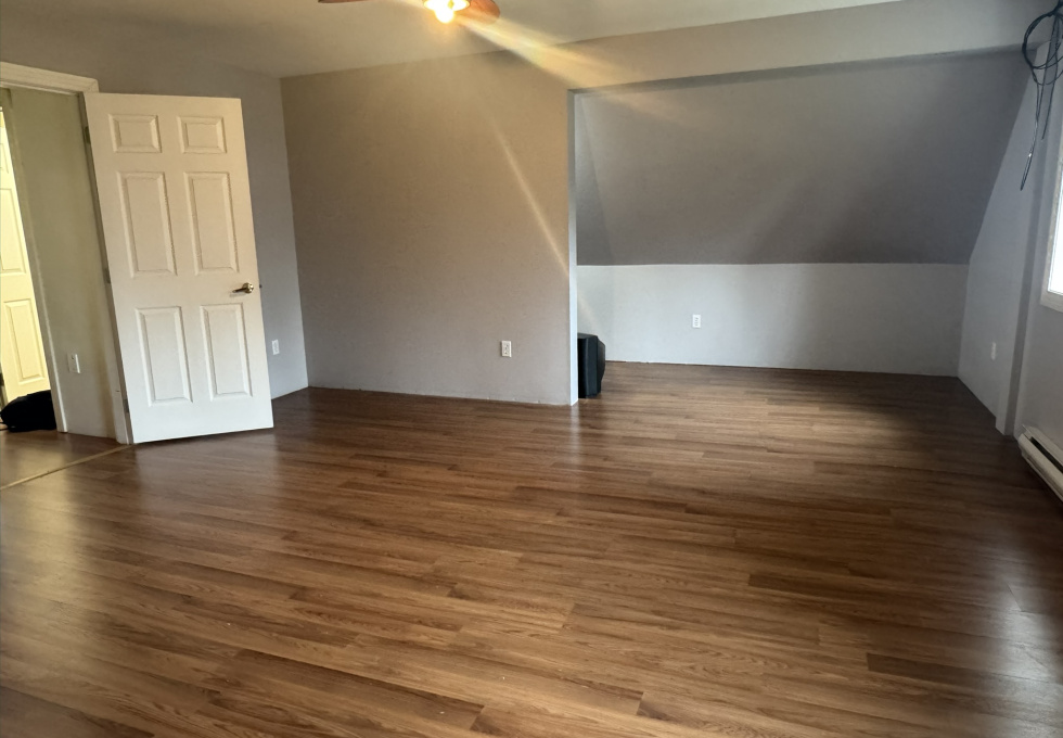 406 Ferris Rd Zeballos