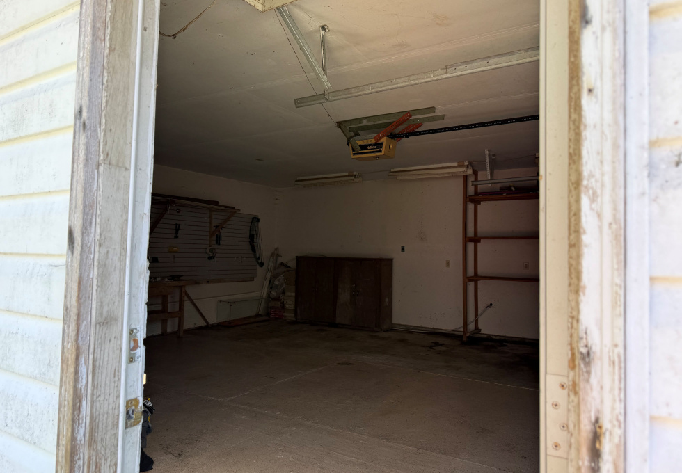 406 Ferris Rd Zeballos