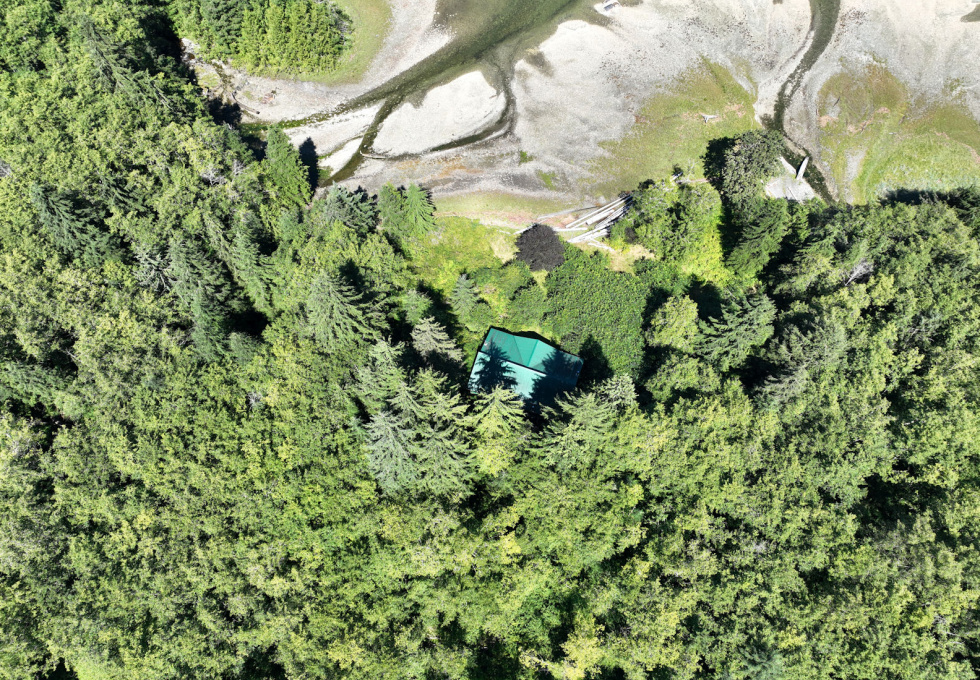 DL389 McBride Bay