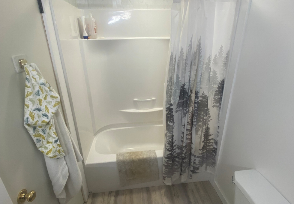 614 5th Ave Daajing Giids