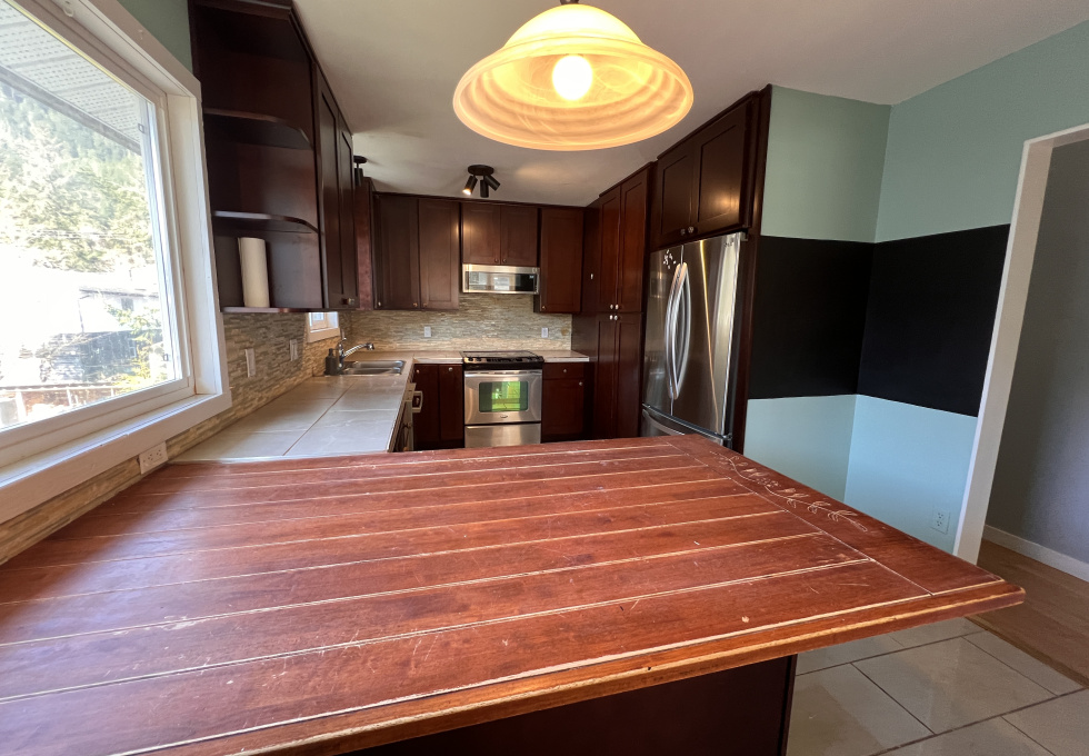 248 Alpine View Rd Tahsis