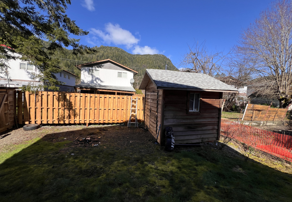 248 Alpine View Rd Tahsis