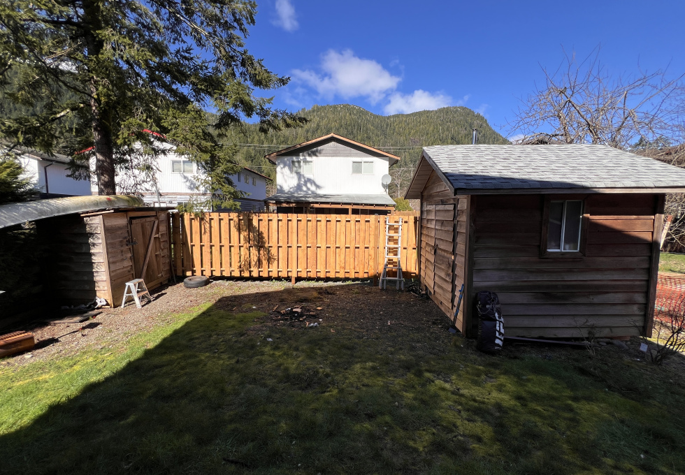 248 Alpine View Rd Tahsis