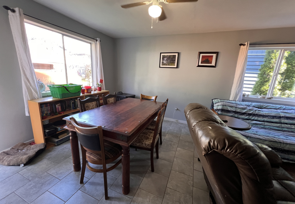 248 Alpine View Rd Tahsis