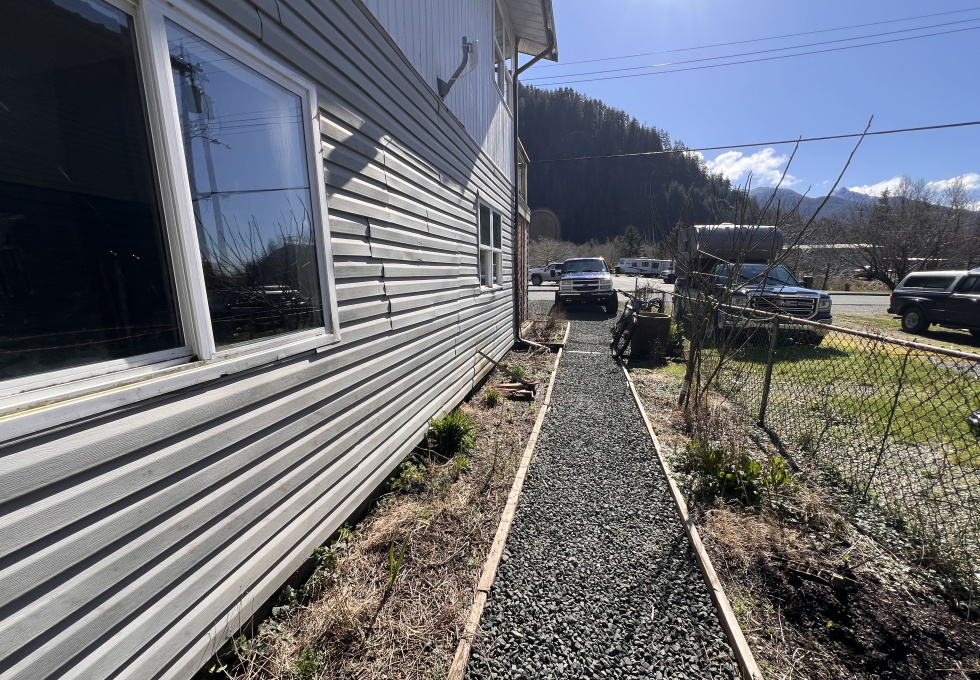 248 Alpine View Rd Tahsis