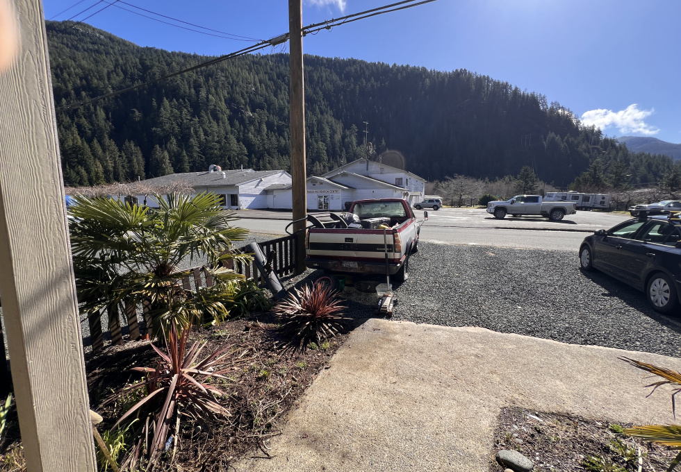 248 Alpine View Rd Tahsis