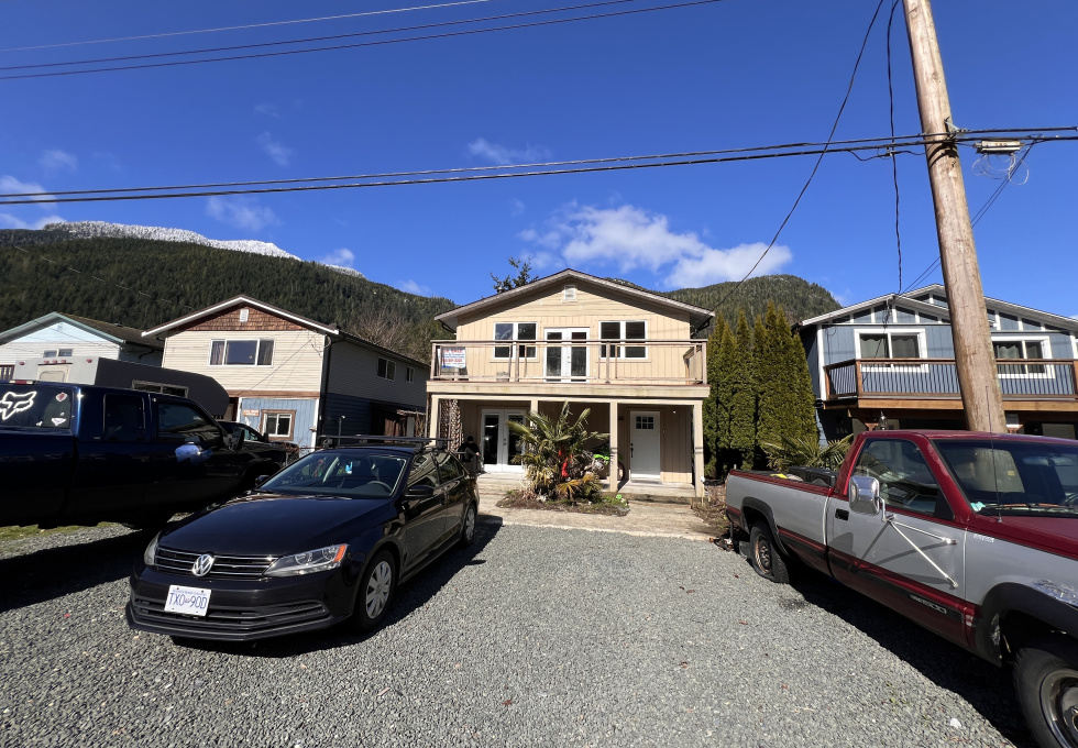 248 Alpine View Rd Tahsis