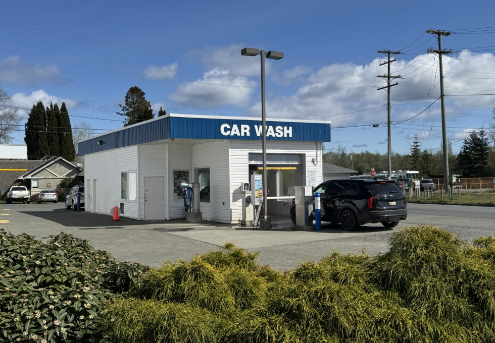 2060 Island Hwy, Campbell River