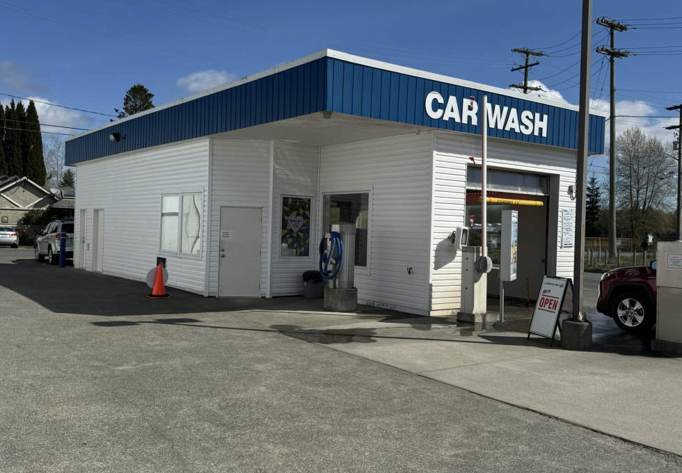 2060 Island Hwy, Campbell River